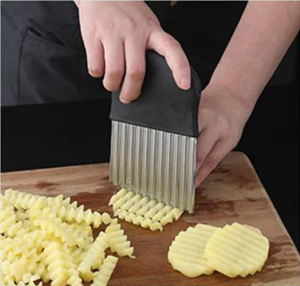 Potato Wavy Cutter - Versatile Kitchen Slicing Tool