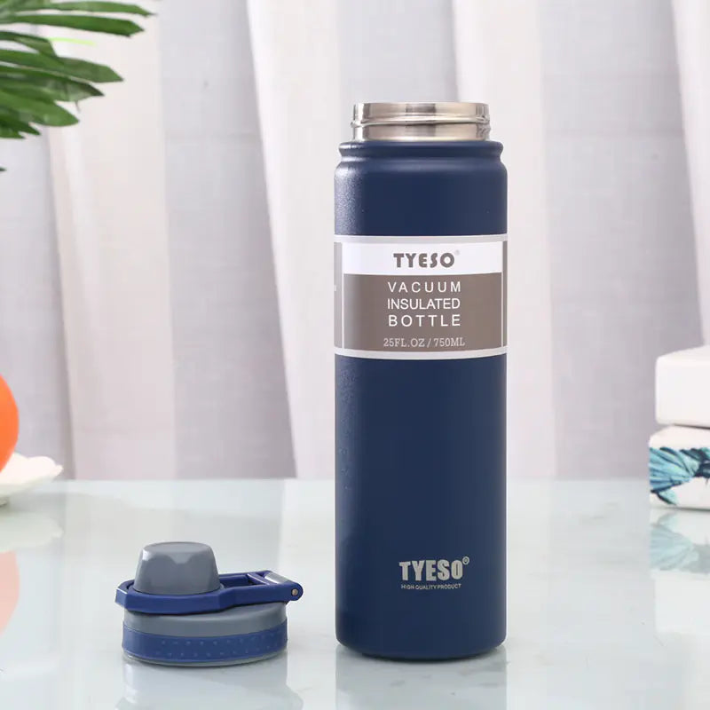 TYESO Classic Insulated Sports Bottle with Handle